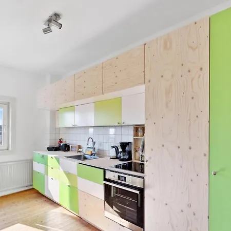 Grosszuegige 4-zimmer-wohnung Nahe Frankfurt, Ideal Fuer Business & Familien *