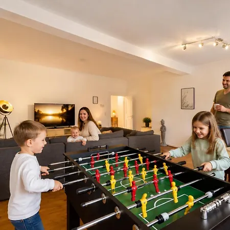 Appartement Friederg - Familien-Loft Mit 3 Schlafzimmern Und Grossem Wohnbereich Friedberg (Hessen)